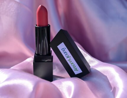 Areomyoung Natural Vegan Lipstick with rich pigment and nourishing oils