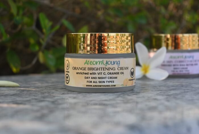 Areomyoung Orange Brightening Cream infused with Vitamin C and orange